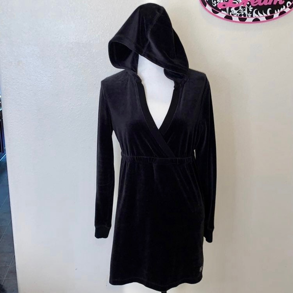 Michael Kors black velour hooded long sleeve mini dress